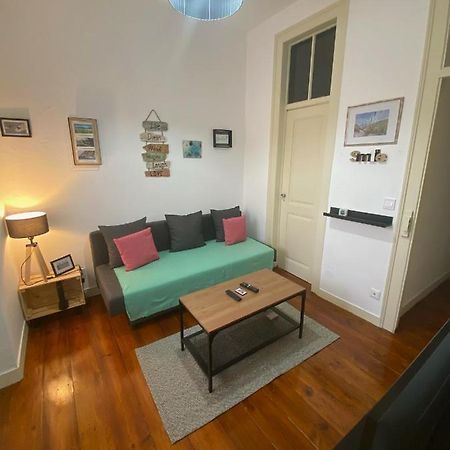 Pedro Surf Shelter Apartment Lisbon Exterior photo