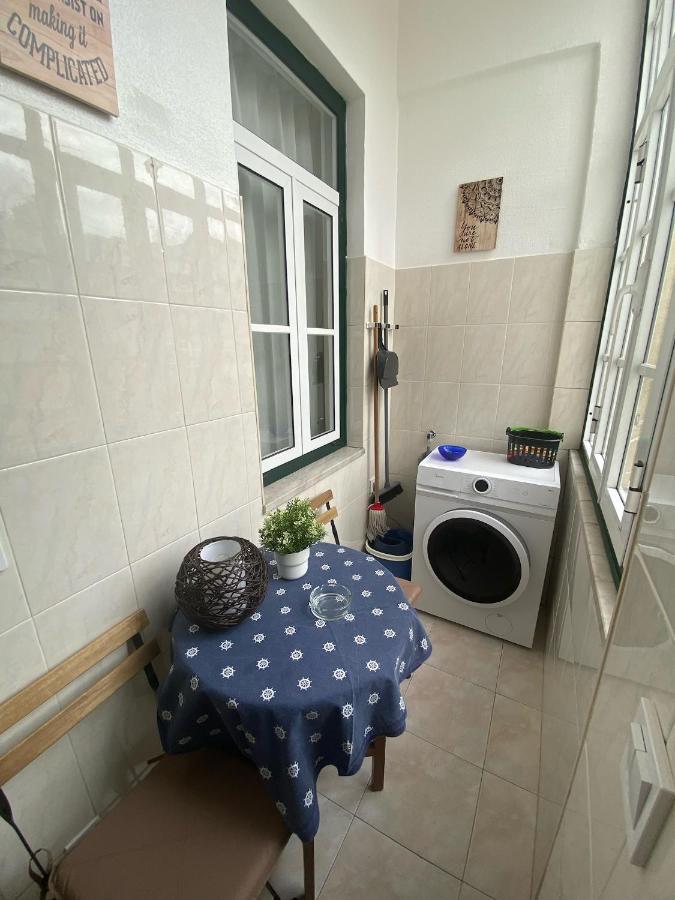 Pedro Surf Shelter Apartment Lisbon Exterior photo
